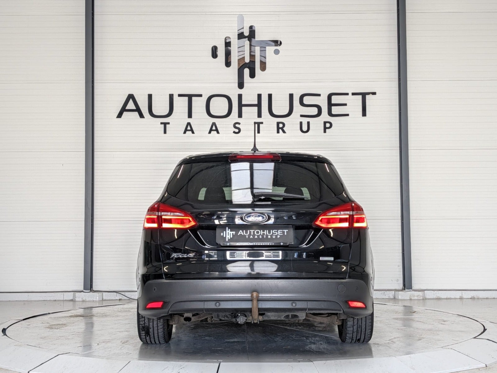 Sort Ford Focus fra 2017