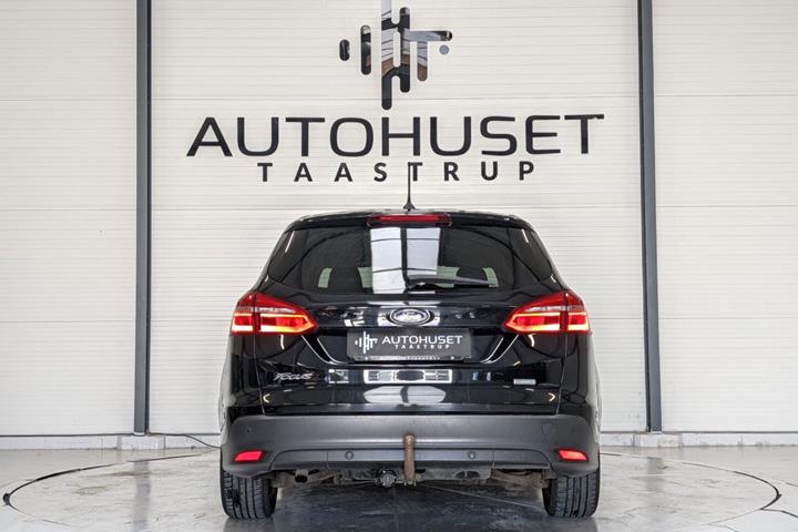 Sort Ford Focus fra 2017