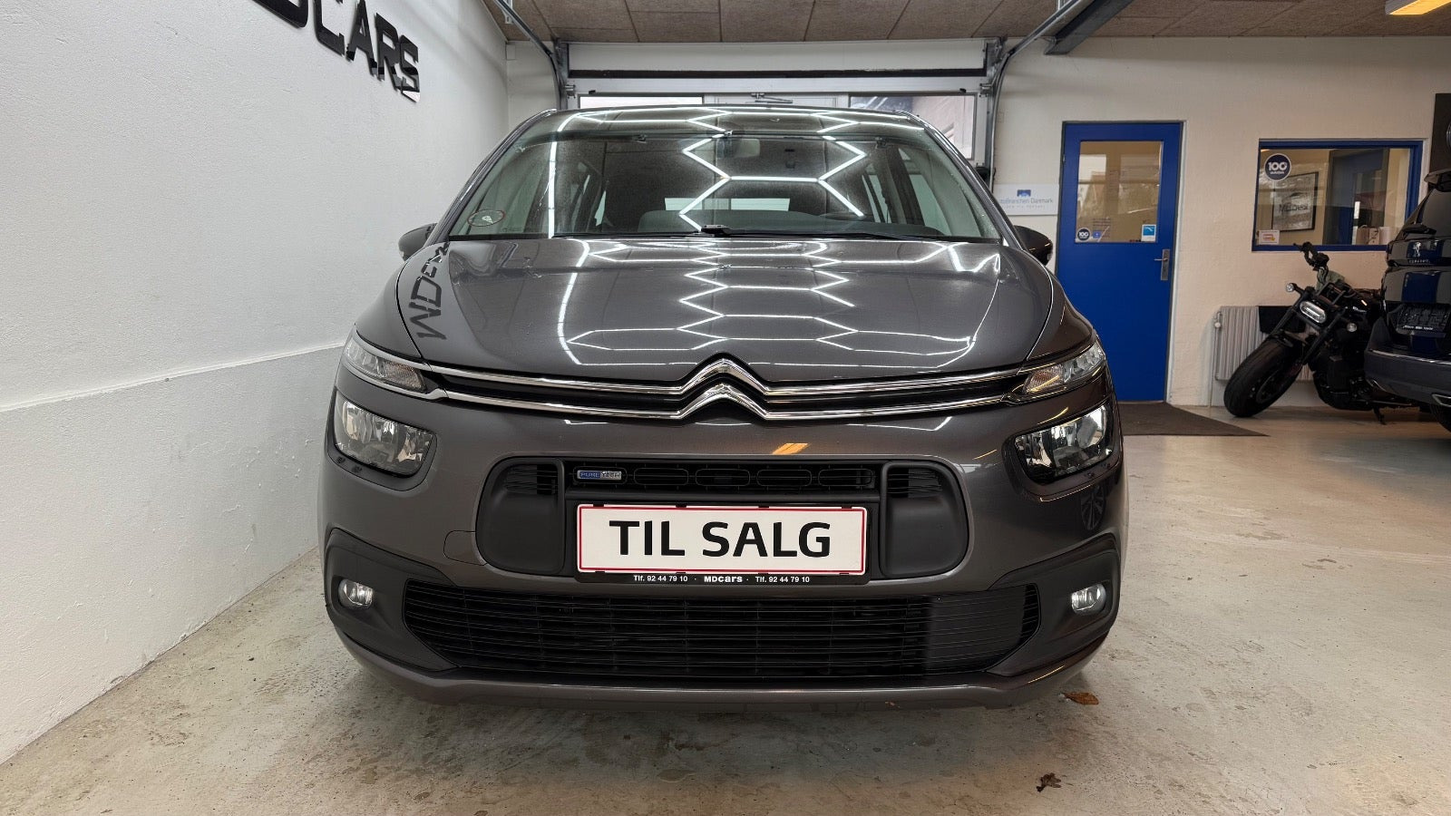 Grå Citroën Grand C4 SpaceTourer fra 2019