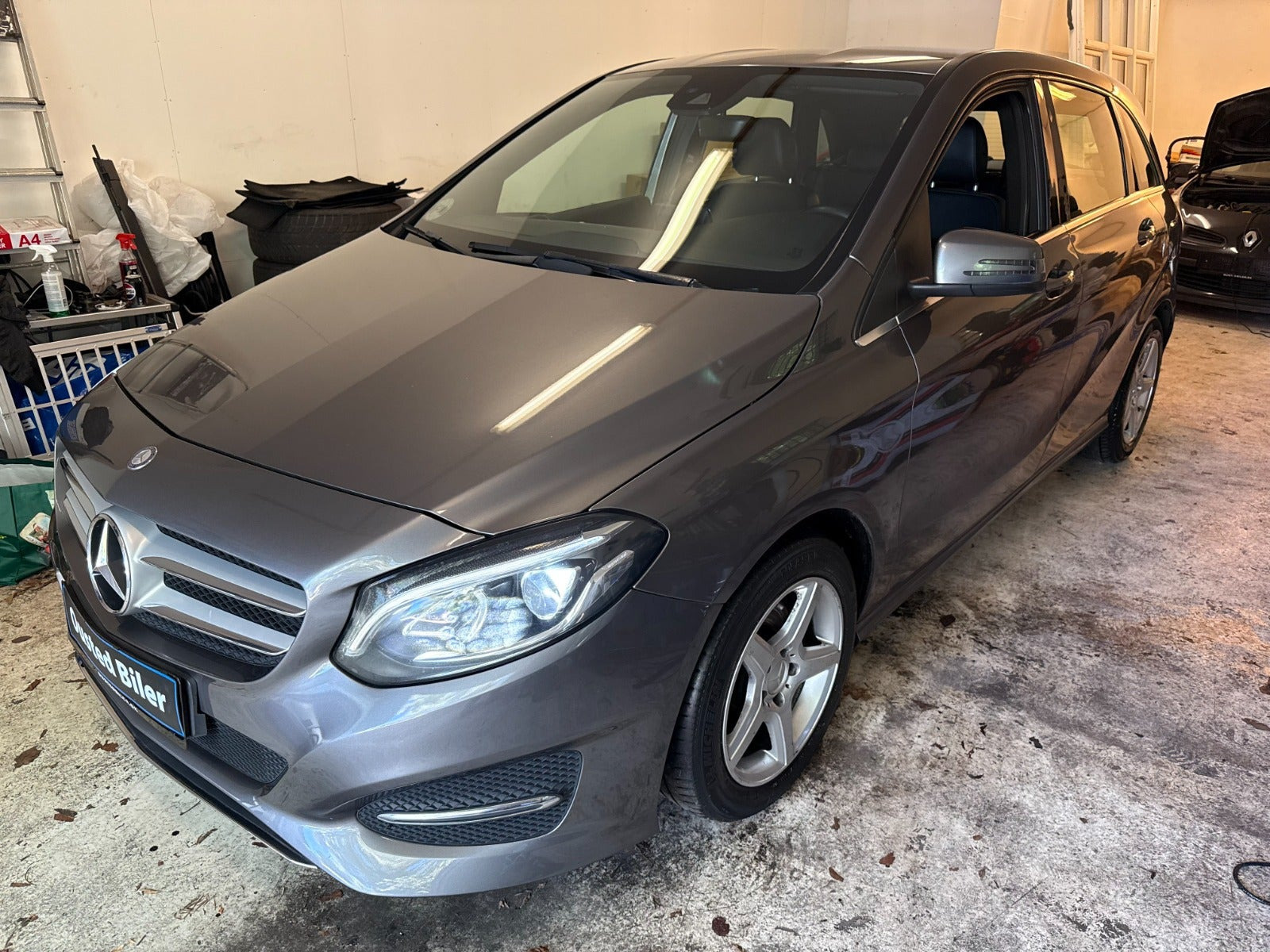 undefined Mercedes B200 fra 2015