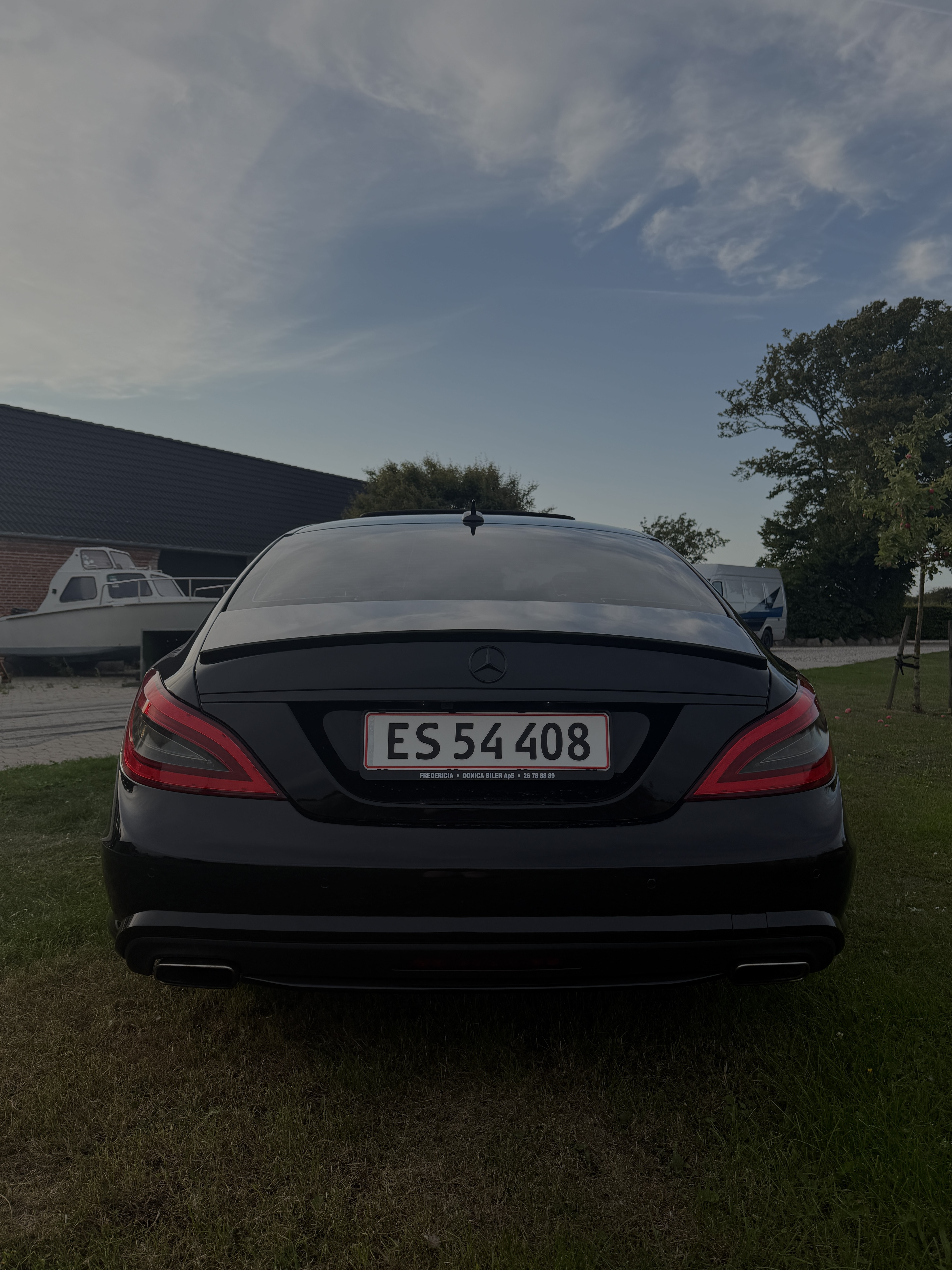 Sort Mercedes CLS500 fra 2012