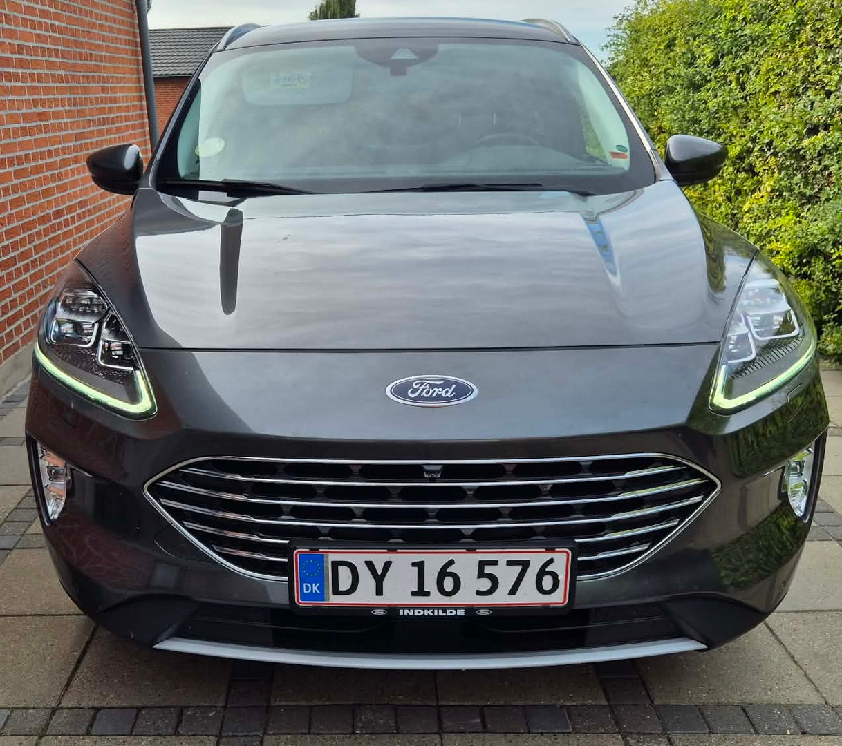Ford Kuga 2,5 PHEV Titanium CVT
