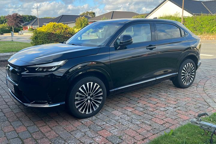 Sort Honda e:Ny1 fra 2025