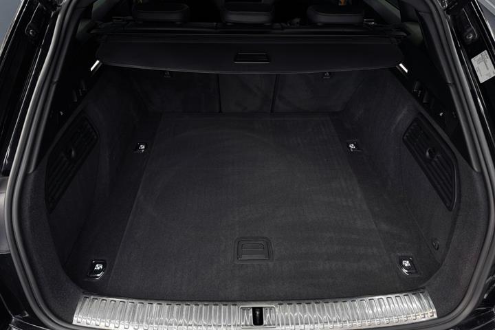 Sort Audi e-tron fra 2022