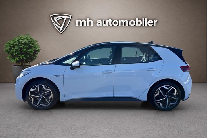 Hvid VW ID.3 fra 2023
