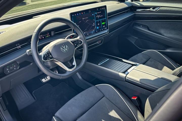 Sort VW ID.7 fra 2025