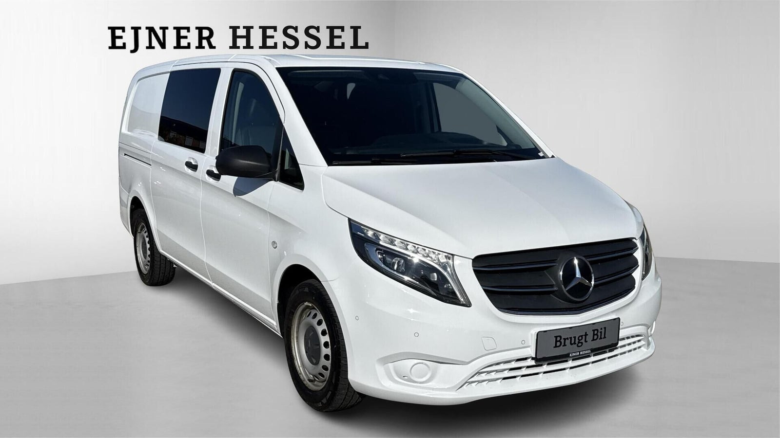 Hvid Mercedes Vito 114 fra 2022