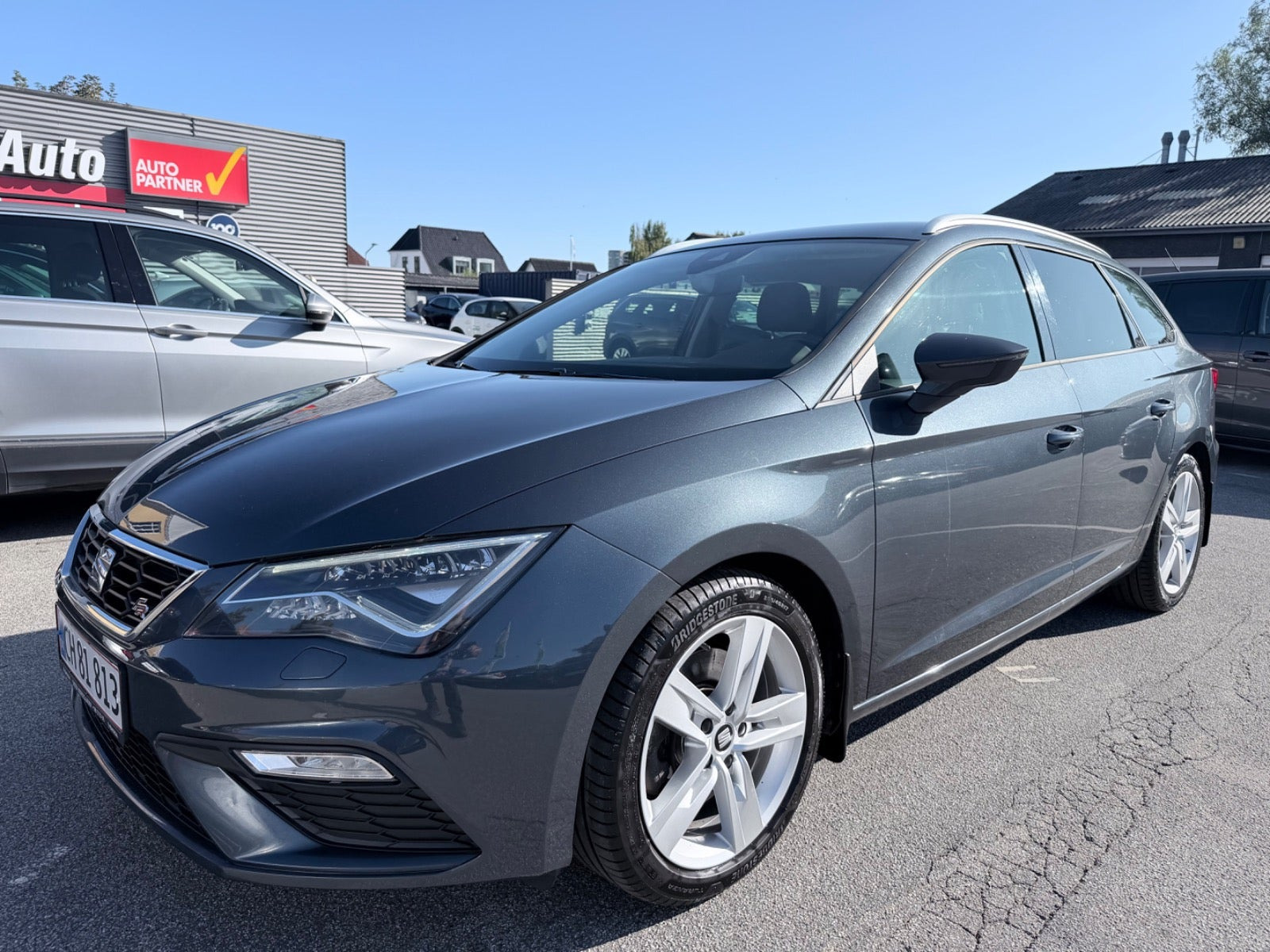 Grå Seat Leon fra 2019