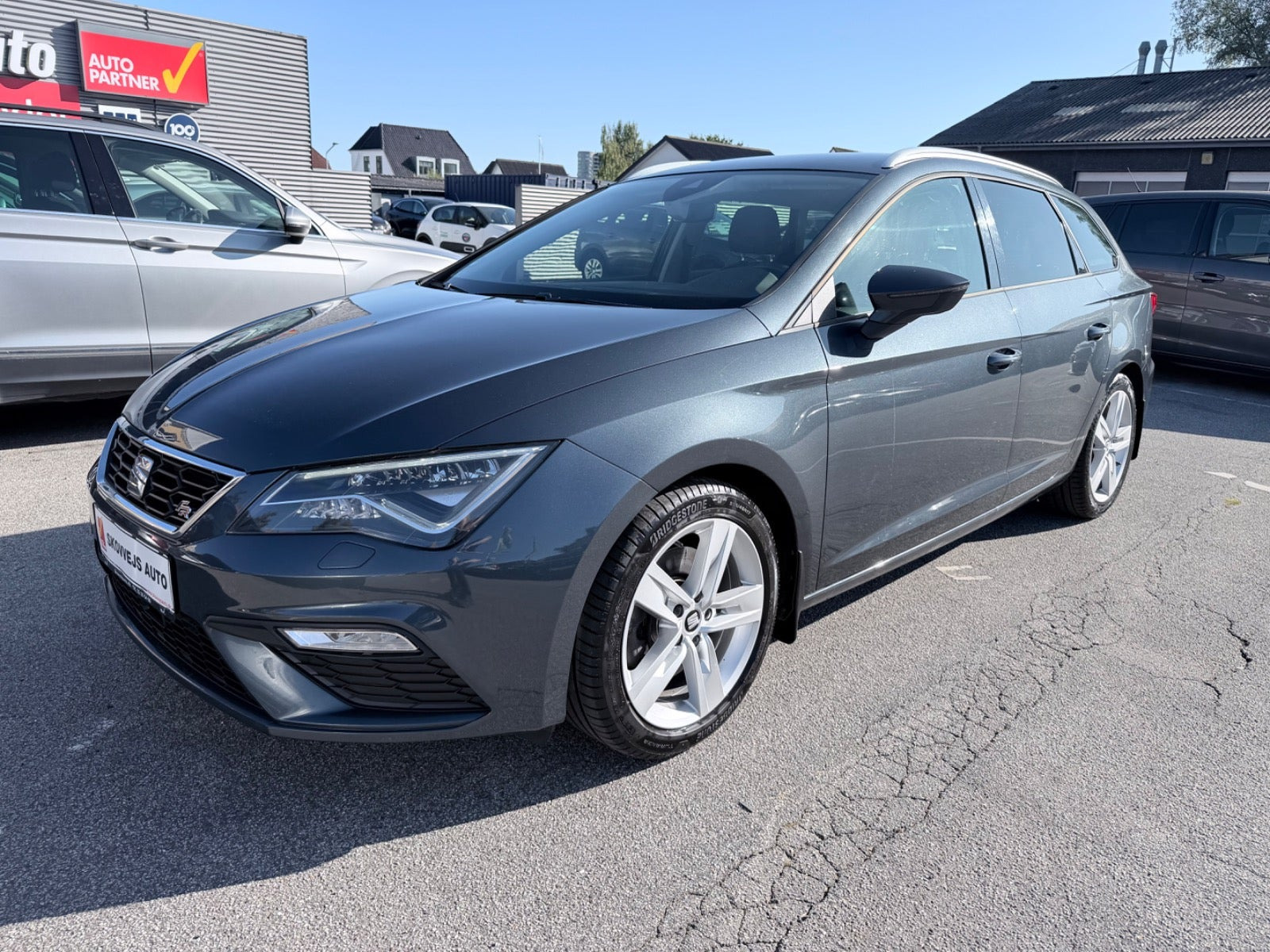 Grå Seat Leon fra 2019