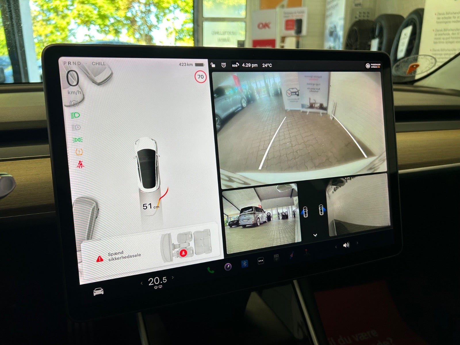 Hvid Tesla Model 3 fra 2020