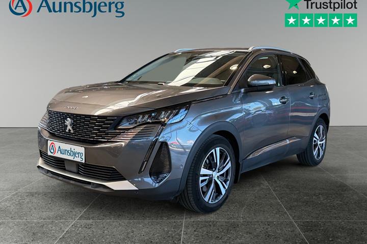 Grå Peugeot 3008 fra 2021