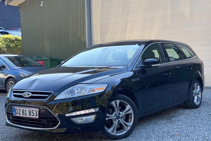 Sort Ford Mondeo fra 2013