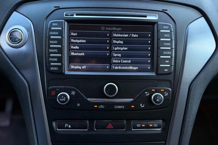 Sort Ford Mondeo fra 2013