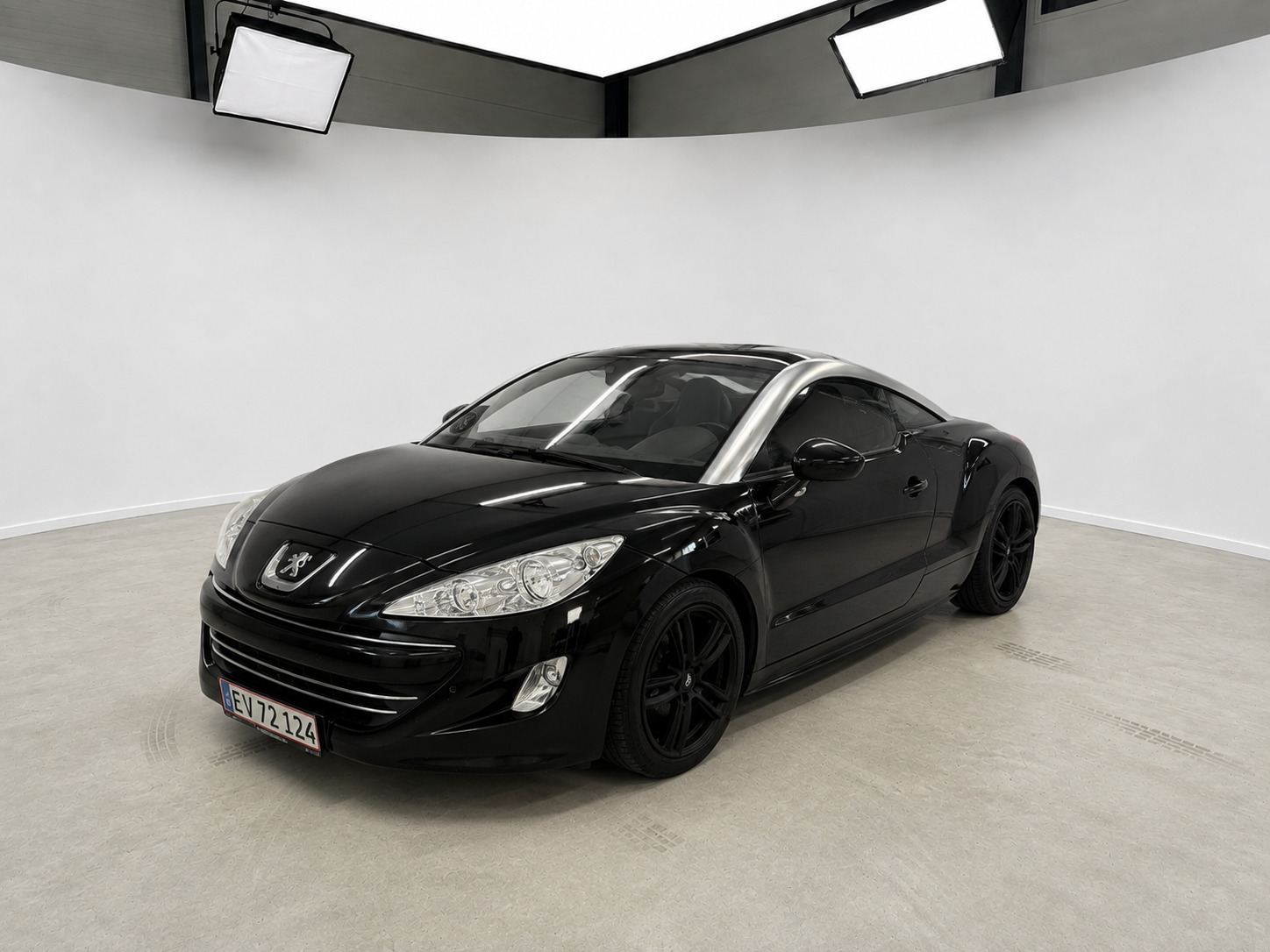 Sort Peugeot RCZ fra 2010