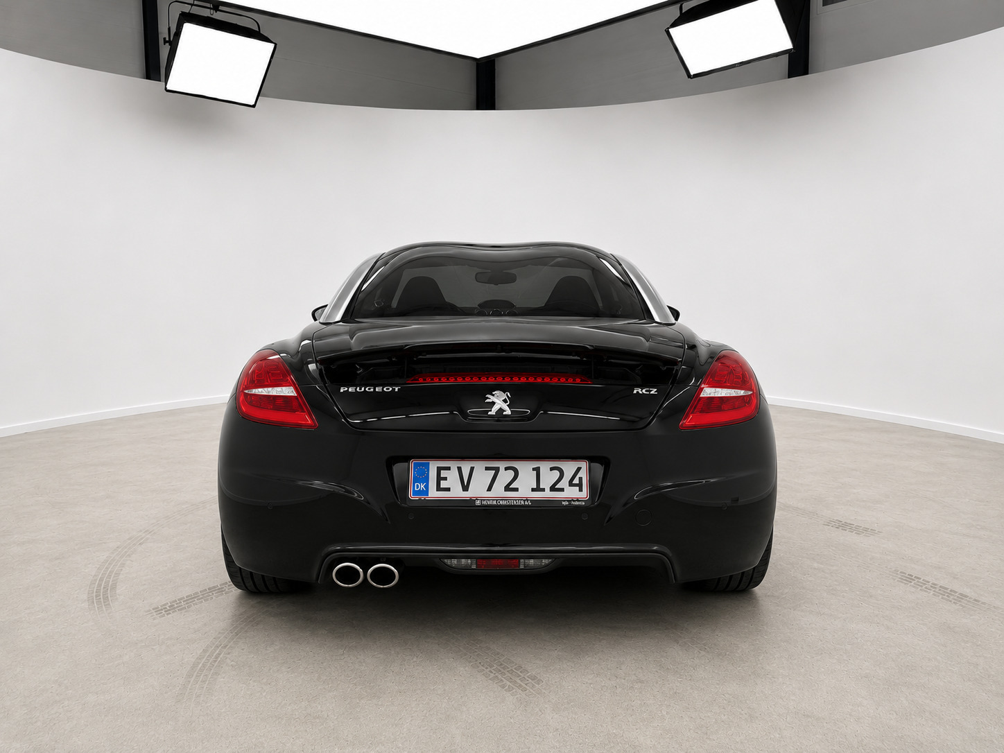 Sort Peugeot RCZ fra 2010