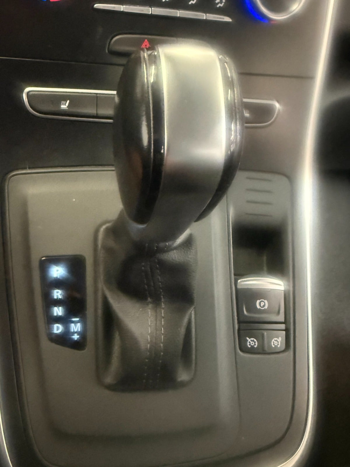 Sort Renault Grand Scenic IV fra 2018