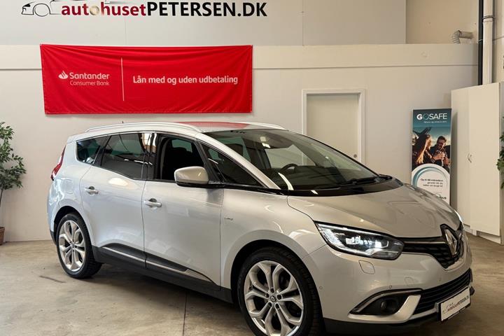Sølv Renault Grand Scenic IV fra 2017