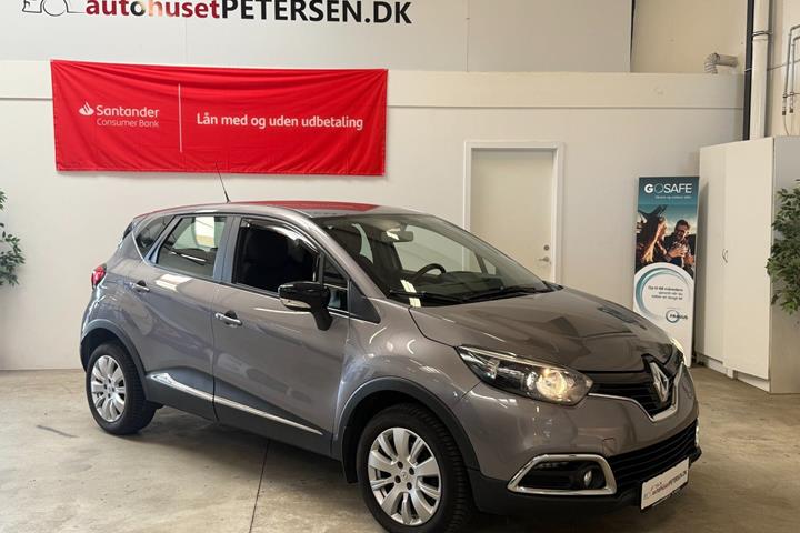 Sort Renault Captur fra 2016