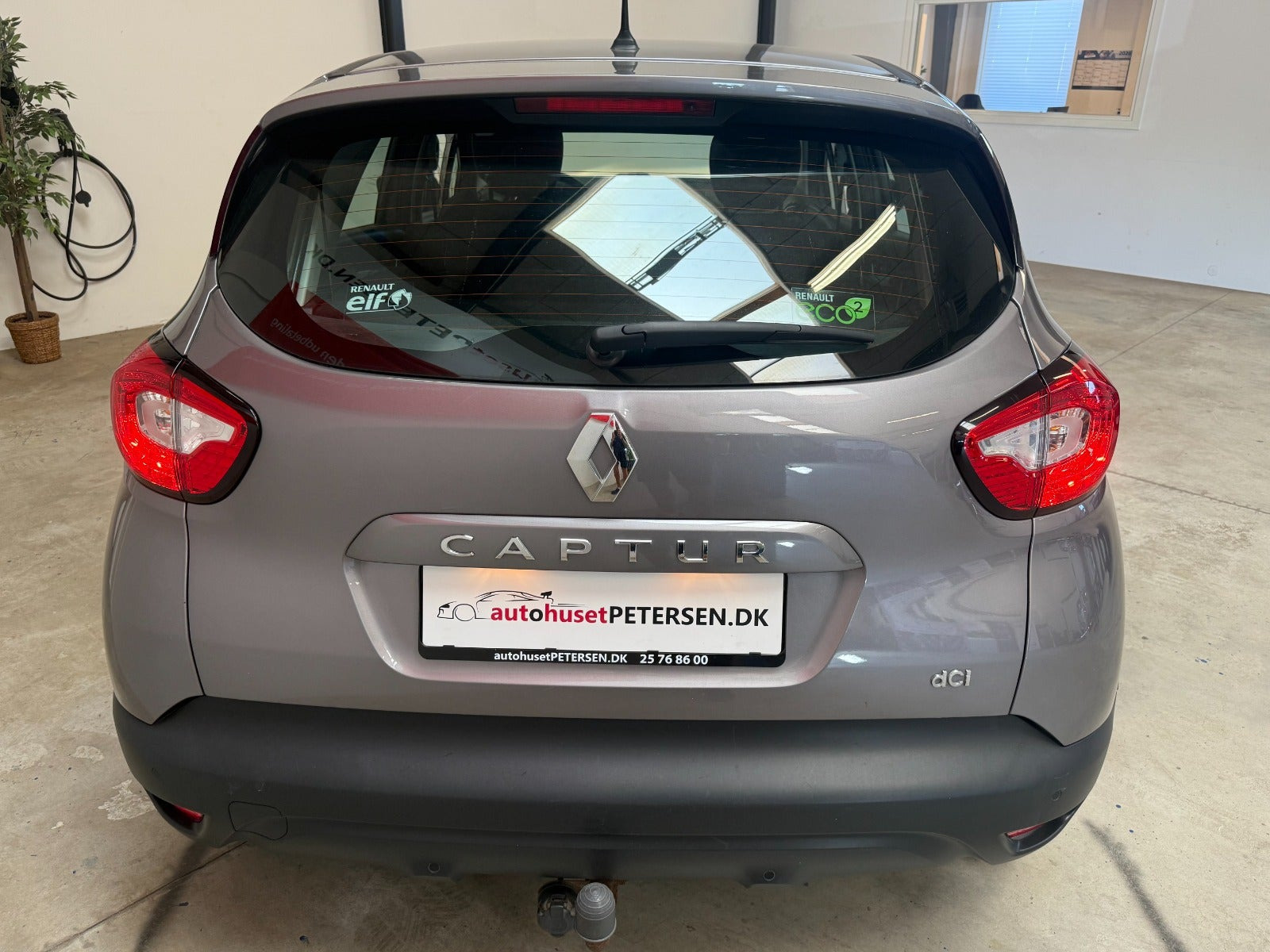 Sort Renault Captur fra 2016