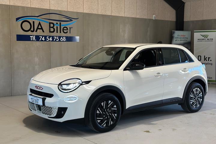 Hvid Fiat 600e fra 2024
