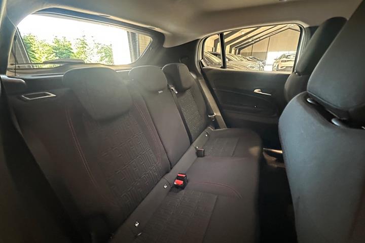 Hvid Fiat 600e fra 2024