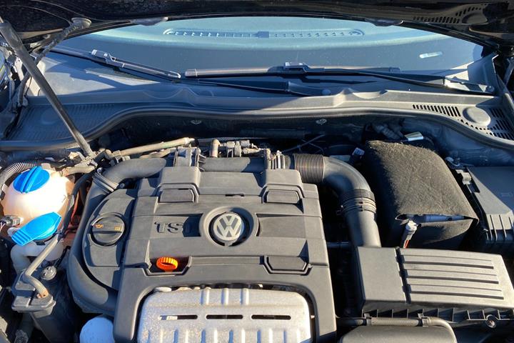 Sort VW Golf VI fra 2011