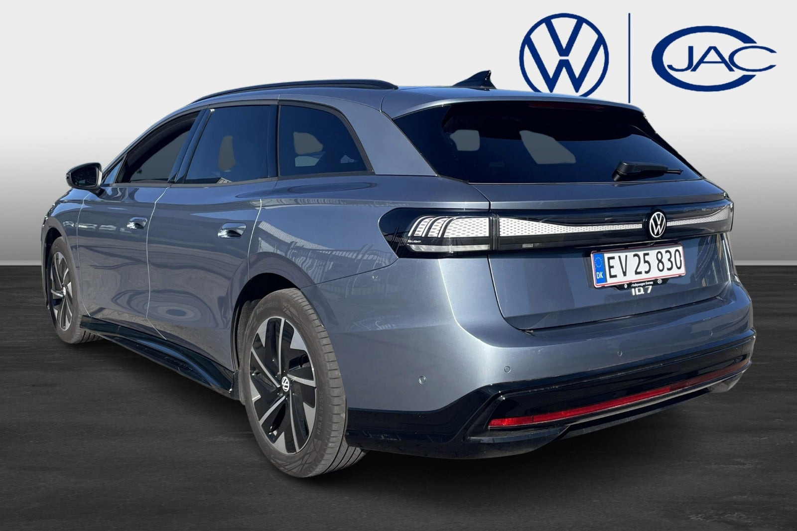 Blå VW ID.7 fra 2027