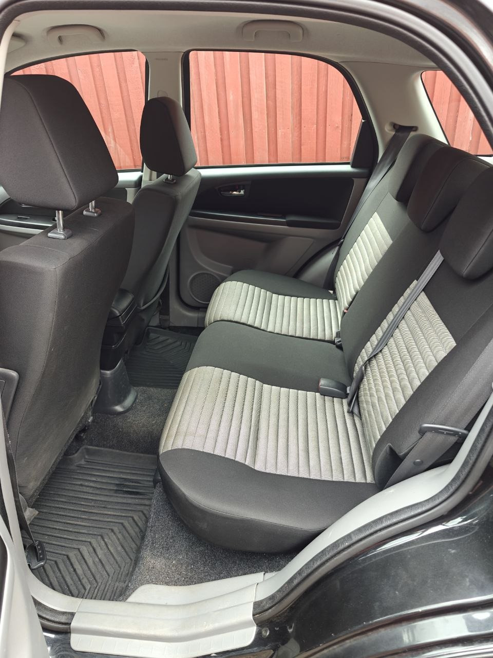 Sort Suzuki SX4 fra 2012