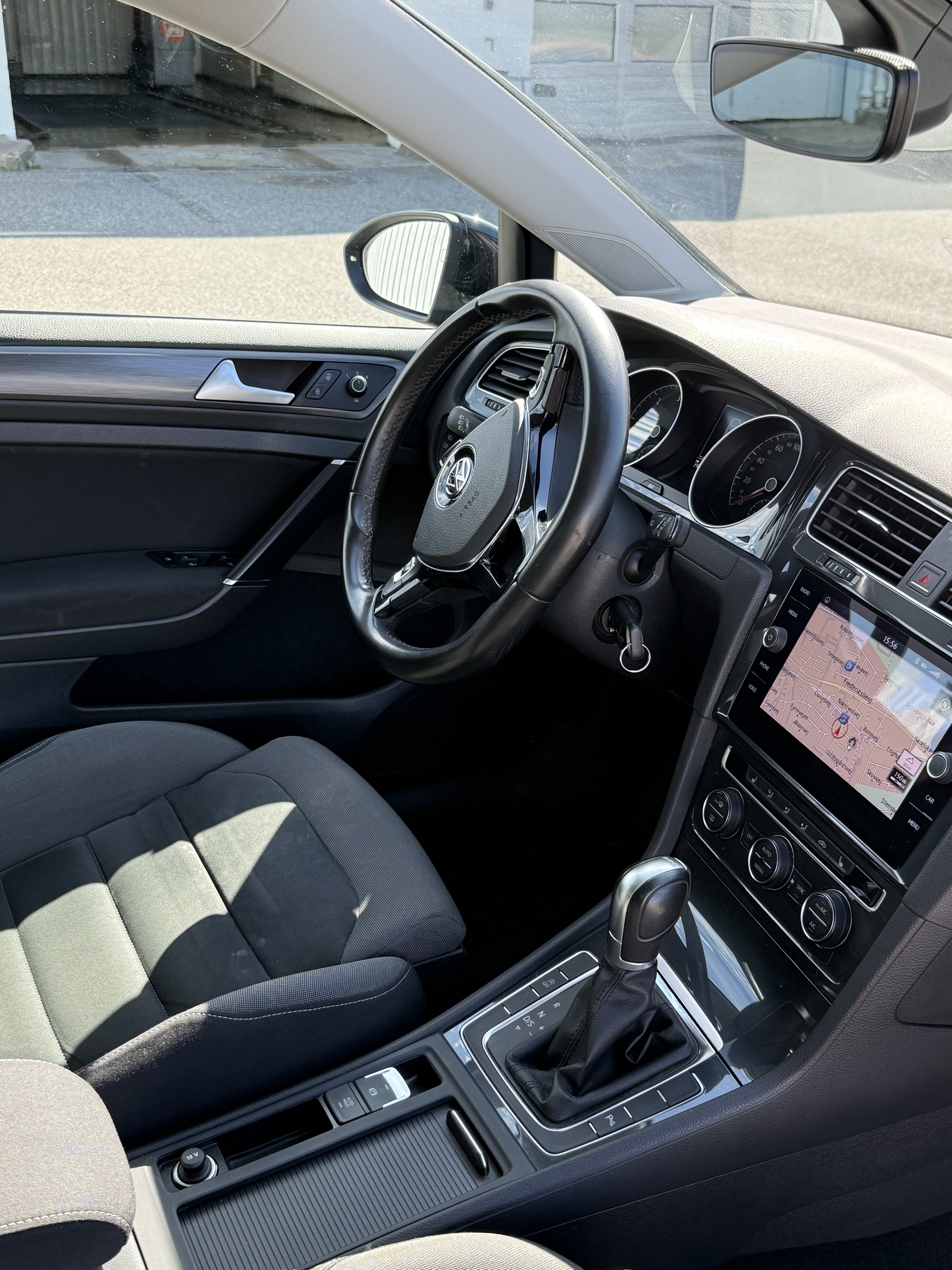 Sort VW Golf VII fra 2017