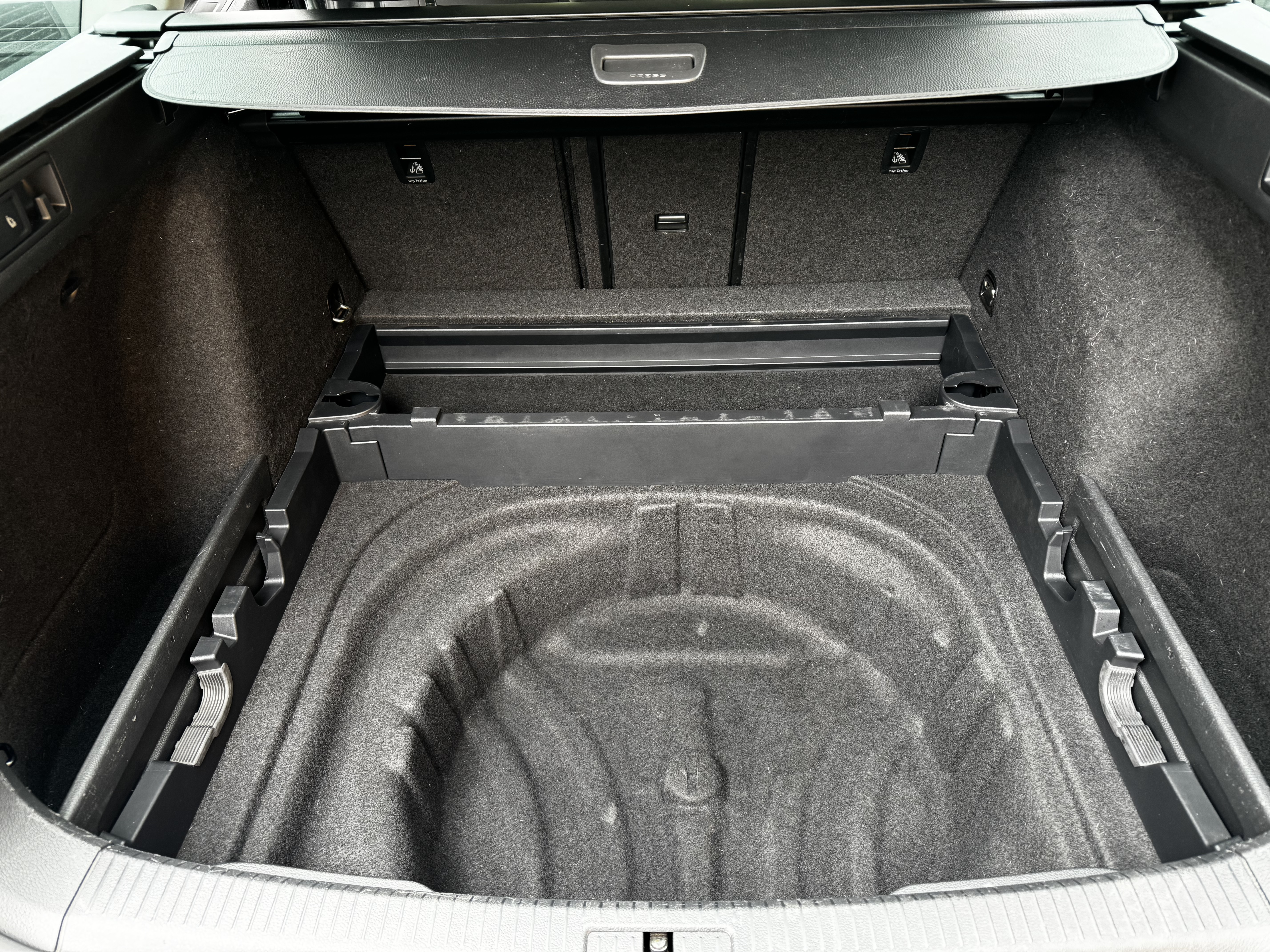 Sort VW Golf VII fra 2017