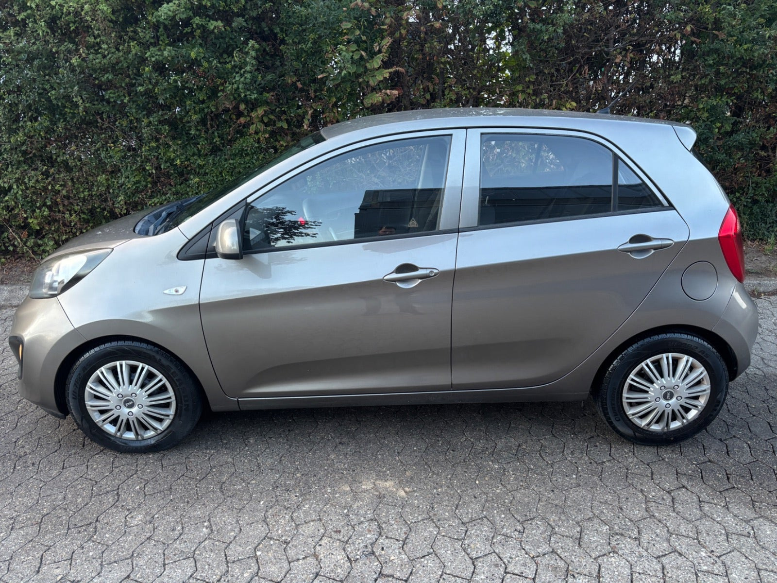 undefined Kia Picanto fra 2012