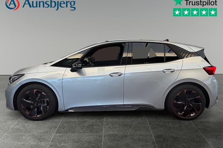 Sølv Cupra Born fra 2023