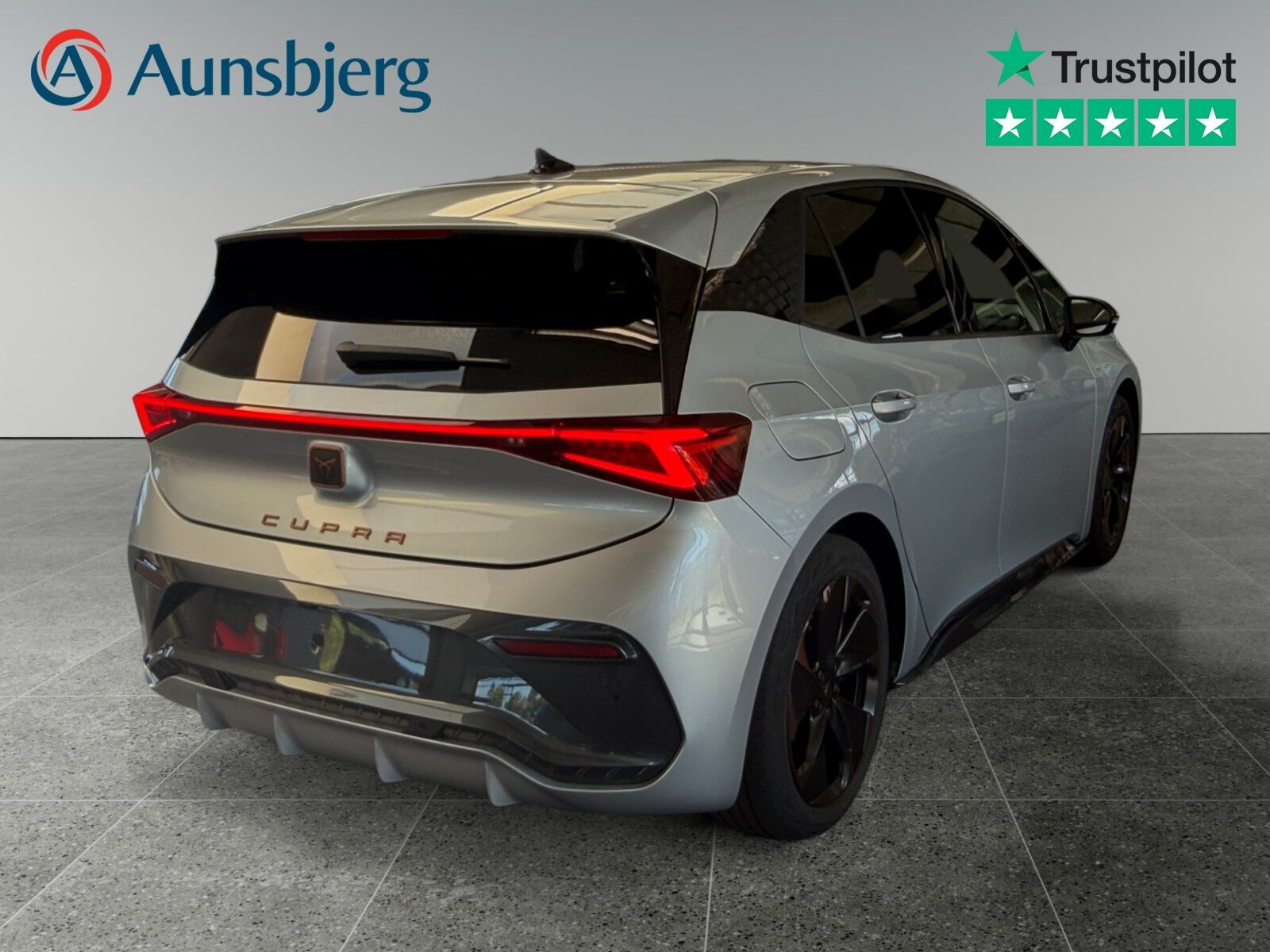 Sølv Cupra Born fra 2023