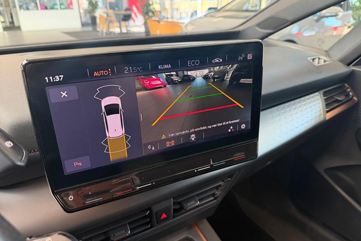 Sølv Cupra Born fra 2023