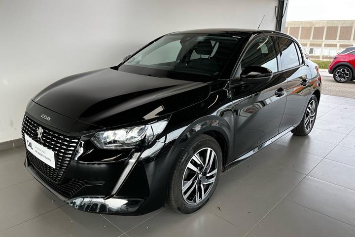 Sort Peugeot 208 fra 2023