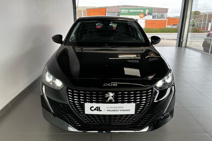 Sort Peugeot 208 fra 2023