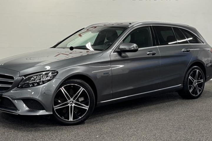 undefined Mercedes C300 de fra 2020