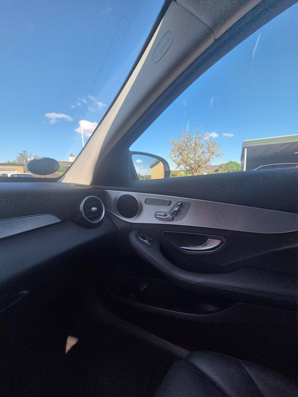 undefined Mercedes C300 de fra 2020