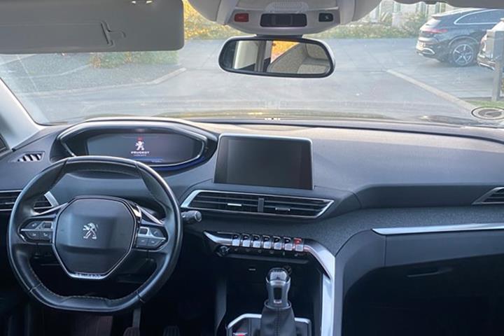 undefined Peugeot 3008 fra 2018