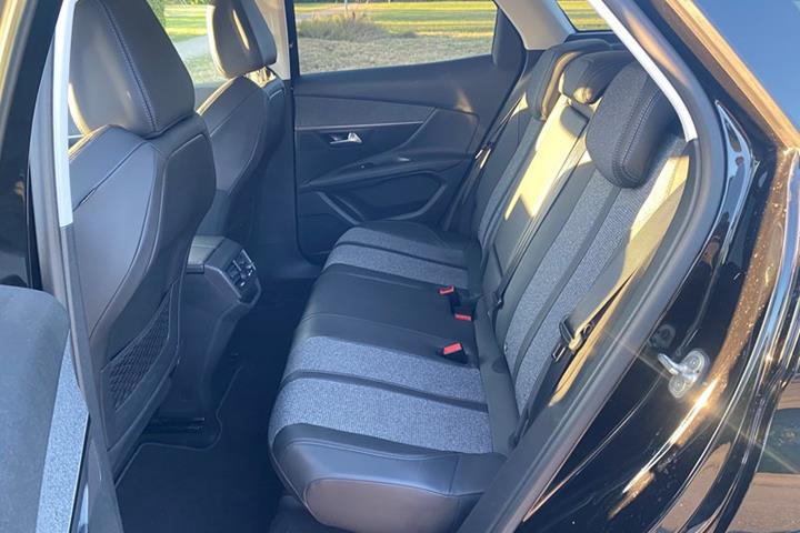 undefined Peugeot 3008 fra 2018