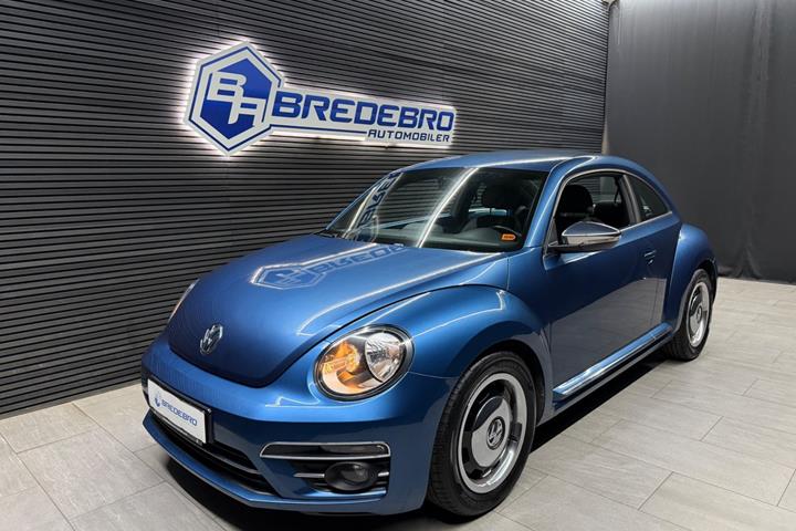 Blå VW The Beetle fra 2017