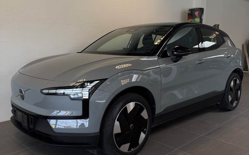 Volvo EX30 Extended Range Plus