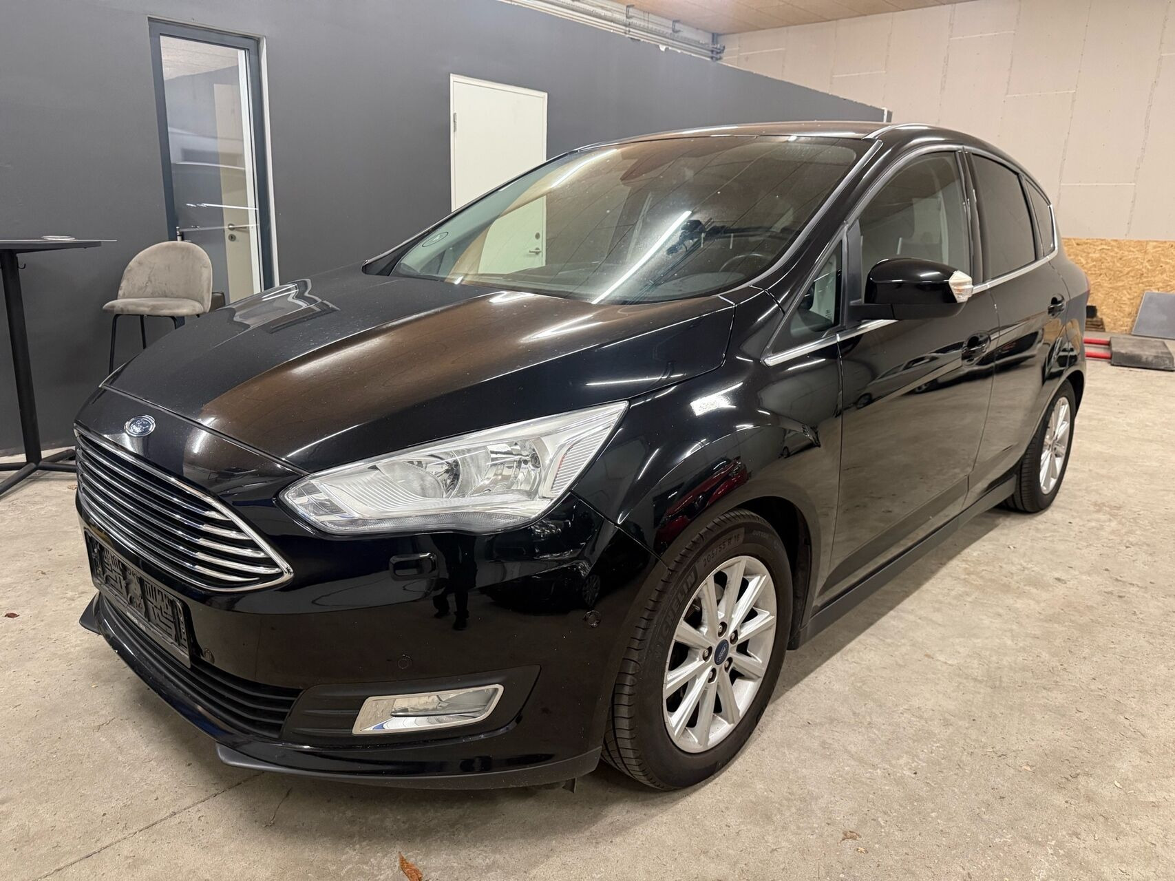 Ford C-MAX 1,0 EcoBoost Titanium Fun 125HK 6g