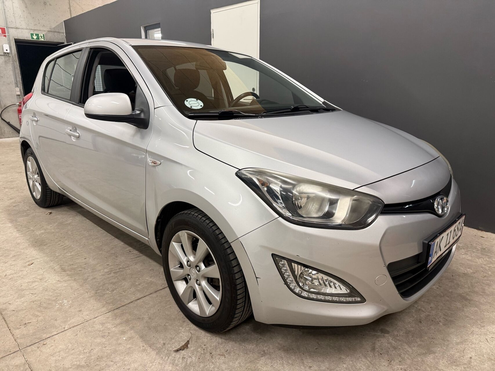 Sølv Hyundai i20 fra 2013
