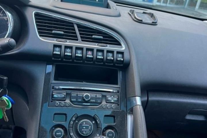 undefined Peugeot 3008 fra 2016