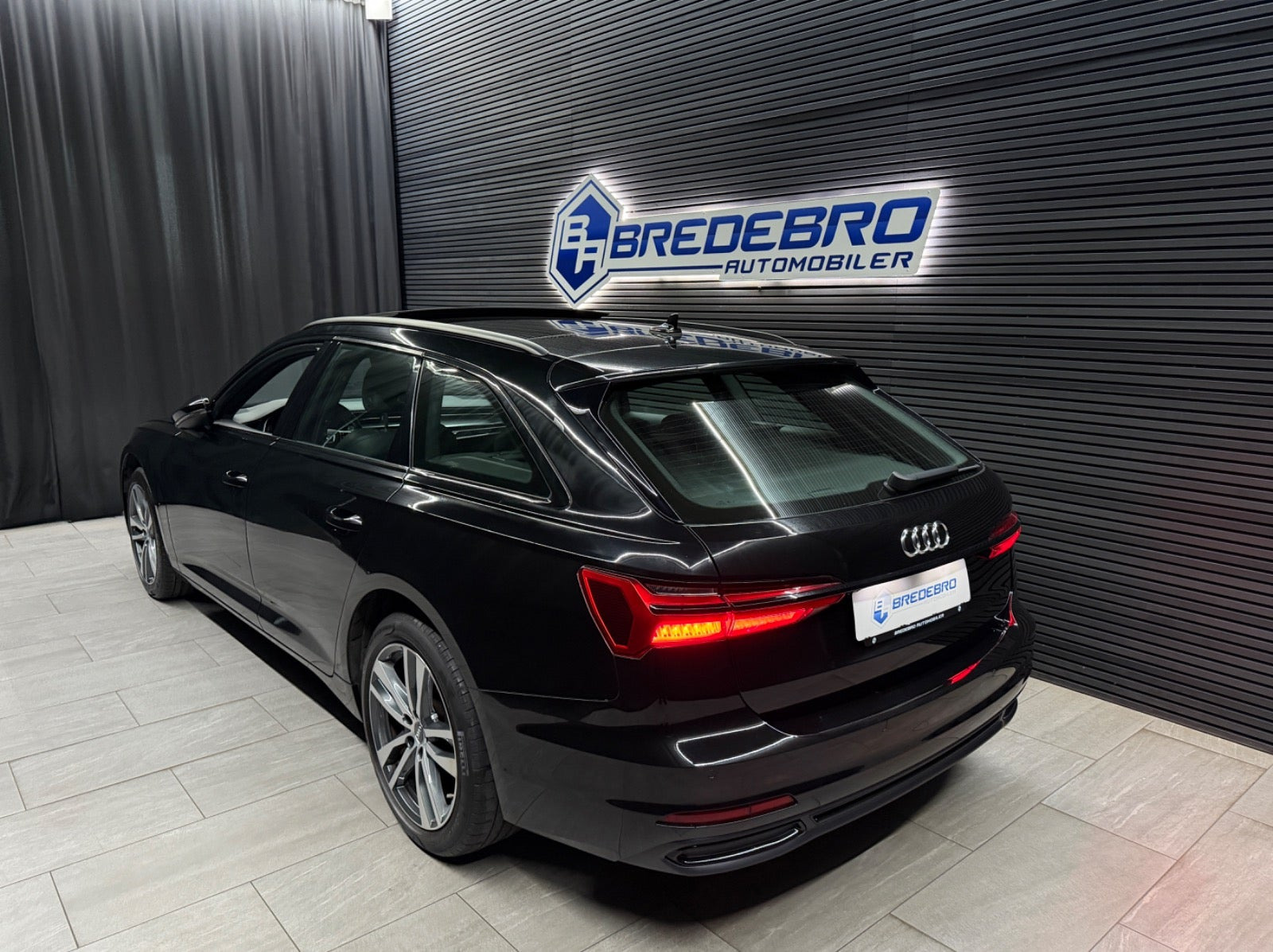 Sort Audi A6 fra 2019