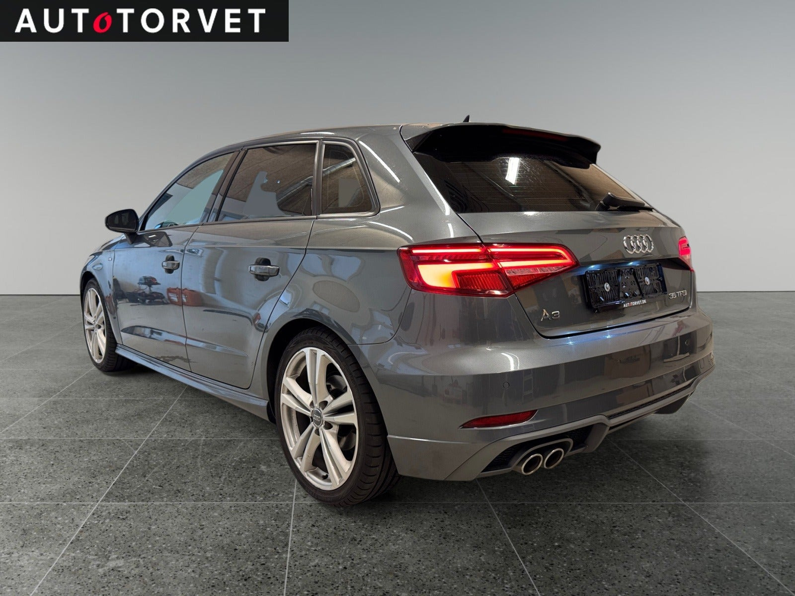 Grå Audi A3 fra 2020