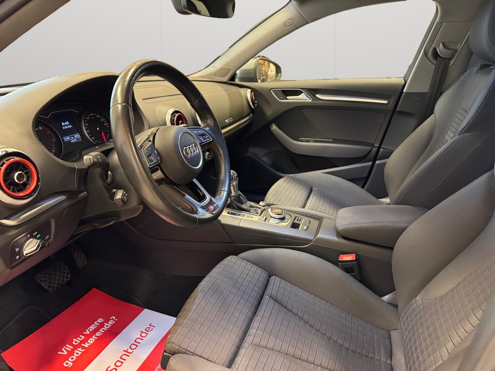 Grå Audi A3 fra 2020