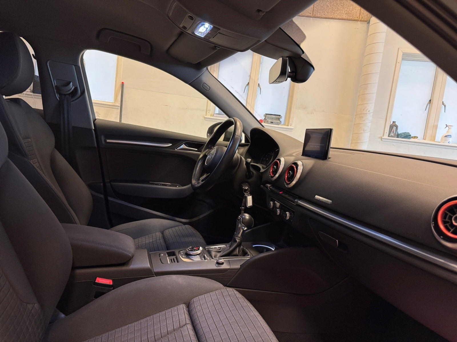 Grå Audi A3 fra 2020