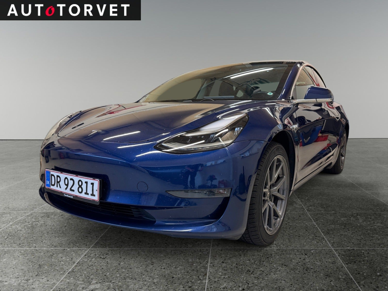 Tesla Model 3 Long Range RWD